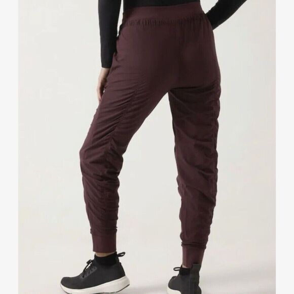 EUC Athleta Attitude Lined Pant, Spiced Cabernet, Sz 6 PETITE - Picture 2 of 6